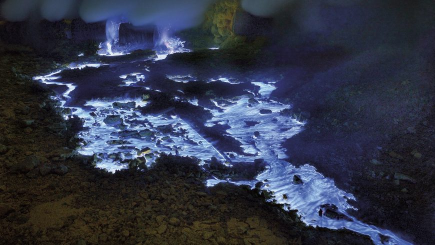 Volcán Kawah Ijen, Indonesia: fuego azul